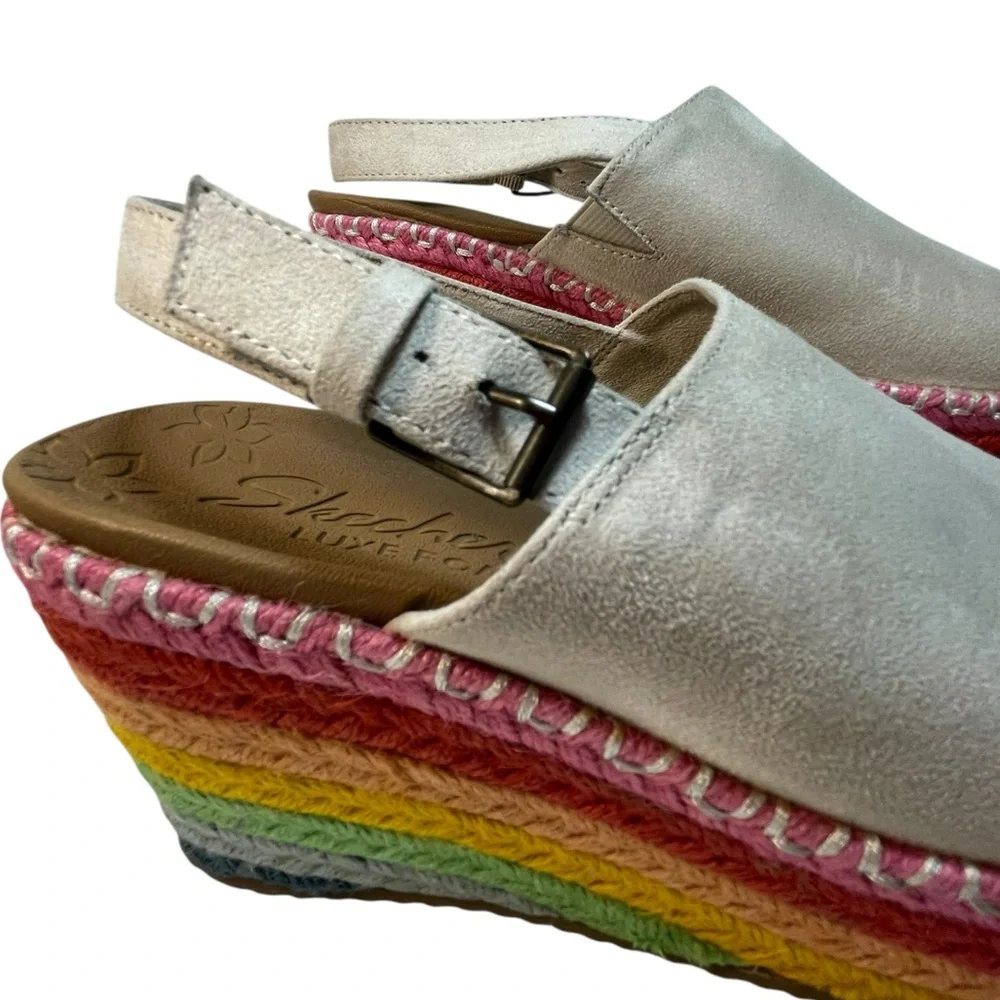 Skechers Cali Brit Luxe Foam Festival Daisy Rainbow Wedge Espadrille Size 10